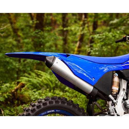Compact exhaust